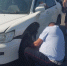 Воронежские автоинспекторы оказали помощь девушке, у которой на автомобиле во время движения открутилось колесо - ГИБДД