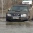 Воронежские автомобилисты продолжили ездить по закрытому из-за половодья мосту - ГТРК Воронеж