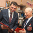 Со 100-летием поздравил ветерана Николая Борисова мэр Сергей Петрин - МОЁ! Online