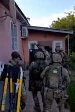 Появилось видео задержания украинского диверсанта, хотевшего взорвать ж/д пути в Воронеже