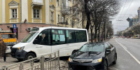 Две женщины попали в больницу после падения в воронежском автобусе - МОЁ! Online