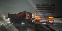 Появилось видео с места жуткого ДТП с большегрузами на трассе в Воронежской области - МОЁ! Online