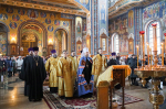 Митрополит Воронежский и Лискинский Леонтий возглавил воскресное богослужение