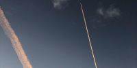 Contrails of an airplane up in the sky - Обозреватель.Врн
