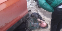 Очевидцы: пьяный водитель выпал из машины после двойного ДТП в Воронеже - TV-Gubernia.Ru