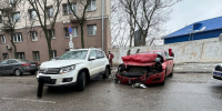 Парень на Volvo устроил массовое ДТП в центре Воронежа - Обозреватель.Врн