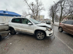 Женщина пострадала в массовом ДТП с четырьмя автомобилями в Воронеже
