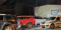 Воронежец на полдня заперся от приставов в арестованном BMW X5 - РИА Воронеж