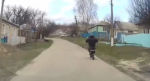 Погоню за вусмерть пьяным самокатчиком сняли на видео в Воронежской области
