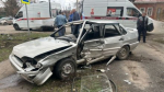 Nissan и ВАЗ столкнулись на перекрёстке в Борисоглебске: пострадали мужчина и женщина