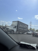Легковушка влетела под грузовик в Воронеже