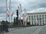 Известный оперный певец возмутился белыми флагами в центре Воронежа