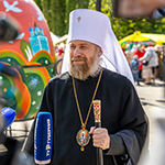 В Воронеже состоялась традиционная пасхальная благотворительная ярмарка, организованная Женсоветом Воронежской митрополии