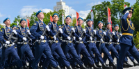 Более 16,5 тыс воронежцев наблюдали парад Победы на площади Ленина - РИА Воронеж