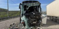 Под Воронежем в аварии с двумя грузовиками и автобусом пострадало 14 человек - ВестиПК в Воронеже