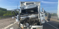 В полиции сообщили возраст раненых в ДТП под Воронежем с автобусом и двумя грузовиками - Комсомольская Правда
