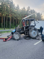 В Воронеже в аварии с двумя автомобилями и двумя тракторами ранены пять человек