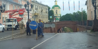 Движение внезапно перекрыли у Каменного моста в Воронеже - МОЁ! Online