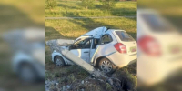Компания молодых людей на Lada Kalina снесла бетонный столб под Воронежем - Обозреватель.Врн