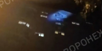 Появилось видео с места падения дрона в многоэтажку на Левом берегу Воронежа - ГТРК Воронеж
