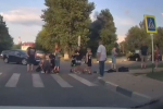 Ребёнка на велосипеде сбили на пешеходном переходе в Нововоронеже (ВИДЕО)