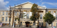 Власти Воронежской области потребовали ускорить ремонт «Дома губернатора» - Комсомольская Правда