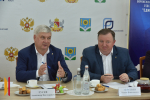 Губернатор Воронежской области встретился в Россоши с волонтерами СВО