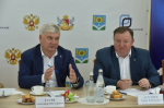 Губернатор встретился с теми, кто ежедневно поддерживает фронт