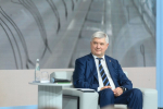 Воронежский губернатор объяснил, как избежать конкуренции с роботами