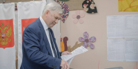 Губернатор Александр Гусев проголосовал на выборах депутатов Воронежской областной и городской дум - РИА Воронеж