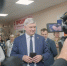 Губернатор Александр Гусев одним из первых отдал свой голос на стартовавших в регионе выборах - ВестиПК в Воронеже