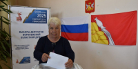 В Воронежской области активное участие в выборах принимают молодежь и жители пожилого возраста - Единая Россия