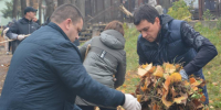 Председатель Воронежской гордумы Андрей Дьяченко принял участие в субботнике в Бринкманском парке - РИА Воронеж