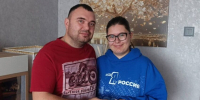Поздравления, слова благодарности и подарки: Активисты «Единой России» и «Молодой Гвардии» поздравили жителей региона с Днем отца - ВестиПК в Воронеже