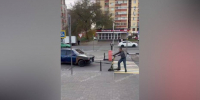 Воронежец попытался буксировать легковушку с помощью электросамоката - РИА Воронеж