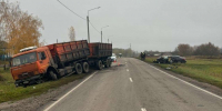 В лобовом ДТП с КамАЗом пострадали 2 человека в Воронежской области - Обозреватель.Врн