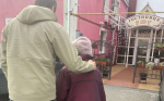Пенсионерку с деменцией сняли с поезда и помогли вернуться домой воронежские поисковики