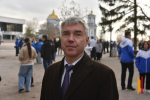 В Воронеже на Советской площади развернули 100-метровый триколор в честь Дня народного единства