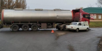 В Воронежской области автоцистерна Scania врезалась в ВАЗ: пострадал ребенок - РИА Воронеж