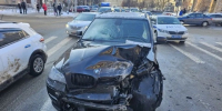 В Воронеже BMW вылетела на тротуар и сбила пешеходов – трое ранены - TV-Gubernia.Ru