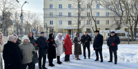 Представители ТФОМС возложили цветы в честь освобождения Воронежа от фашистов - ГТРК Воронеж