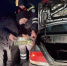 Воронежские полицейские помогли водителю, машина которого заглохла на ночной заснеженной трассе - РИА Воронеж