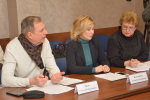 Водителям неотложки приходят штрафы после использования платных парковок: депутаты Воронежа против