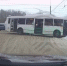 В Воронеже автобус врезался в машину и в светофор: видео - РИА Воронеж