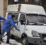 Застрявшую в колее ГАЗель вытолкали курьеры в Воронеже - Обозреватель.Врн
