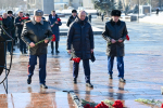 Руководитель регионального следственного управления СК России почтил память защитников Отечества