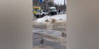 Воронежцы сообщили о ДТП с микроавтобусом на улице Волгоградской: видео - РИА Воронеж