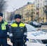 «Упал на тротуар без сознания»: дорожная полиция спасла воронежца на оживлённой улице - TV-Gubernia.Ru