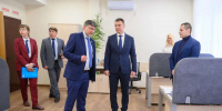 Замгубернатора Дмитрий Маслов наградил сотрудников ЦУР Воронежской области - Обозреватель.Врн