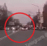 Автобус выехал на встречку и чуть не сбил пешехода в Воронеже (ВИДЕО) - МОЁ! Online